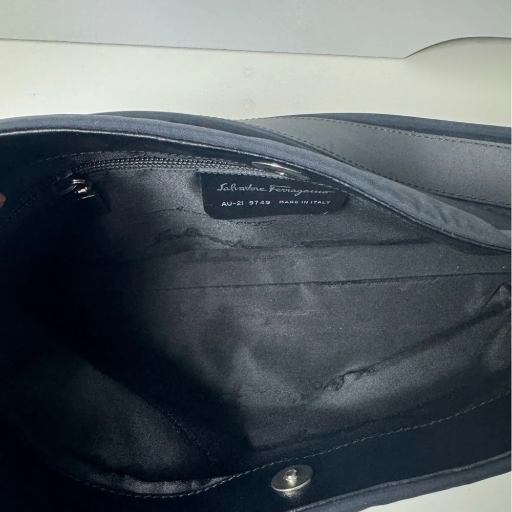 Salvatore Ferragamo Women’s Nylon One Shoulder Bag Black